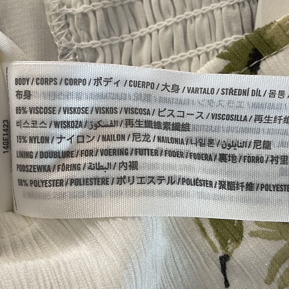 NWT Abercrombie and Fitch floral green/ivory crop top size L - Picture 10 of 10